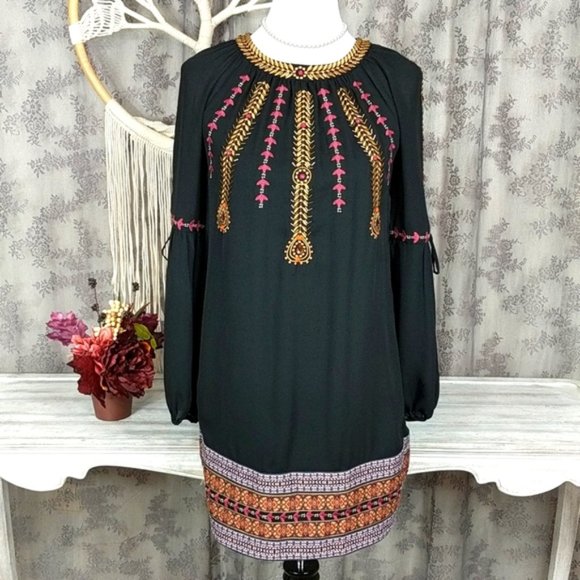 BEBE beaded and embroidered trim dress - Picture 5 of 15